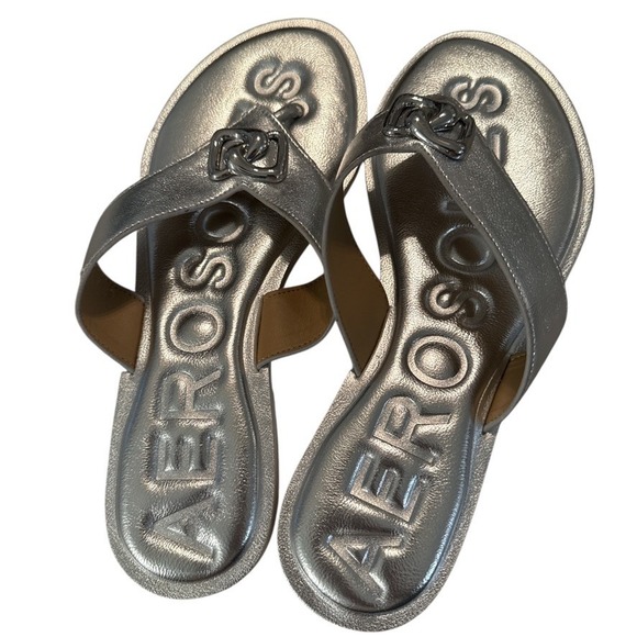 AEROSOLES Shoes - Aerosoles‎ Galen Metallic Silver Thong Sandals Flip Flops Buckle 8.5M Comfort